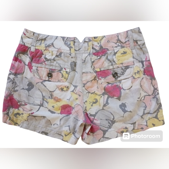 ANN TAYLOR LOFT Shorts. Womens. Size 2. Water color mult-color print. - Picture 5 of 9